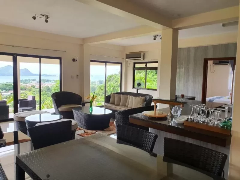 Maison L’Horizon – 2 Bedroom Apartment – Self-Catering (4 Adults)